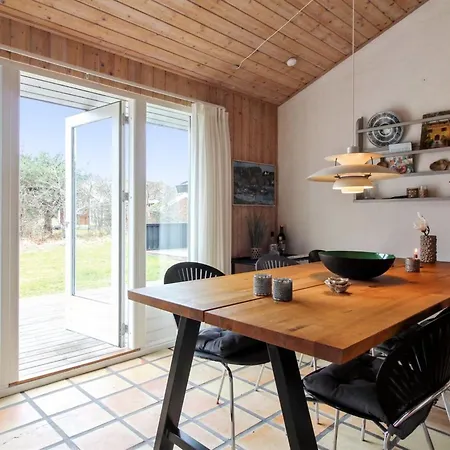 Birette - 1-5km From The Sea By Interhome