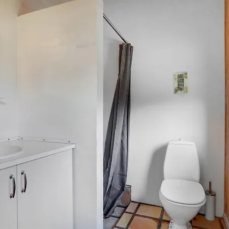 Birette - 1-5km From The Sea By Interhome
